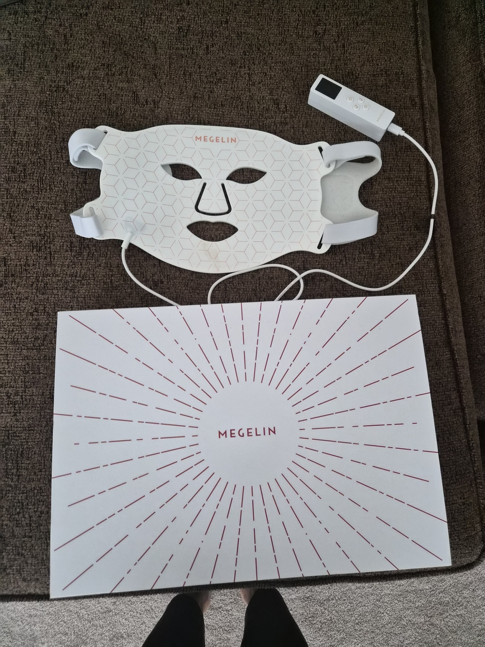 Megelin LED Facial Mask in White
